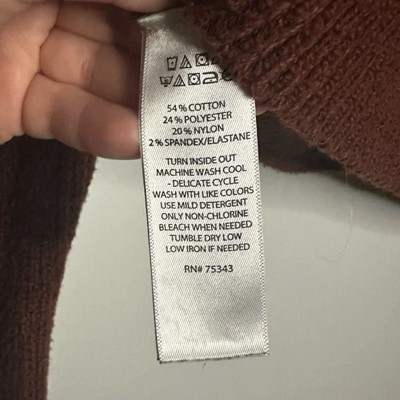 Yes Lola Maroon Cowl Neck Sweater (M) - Picture 3 of 4